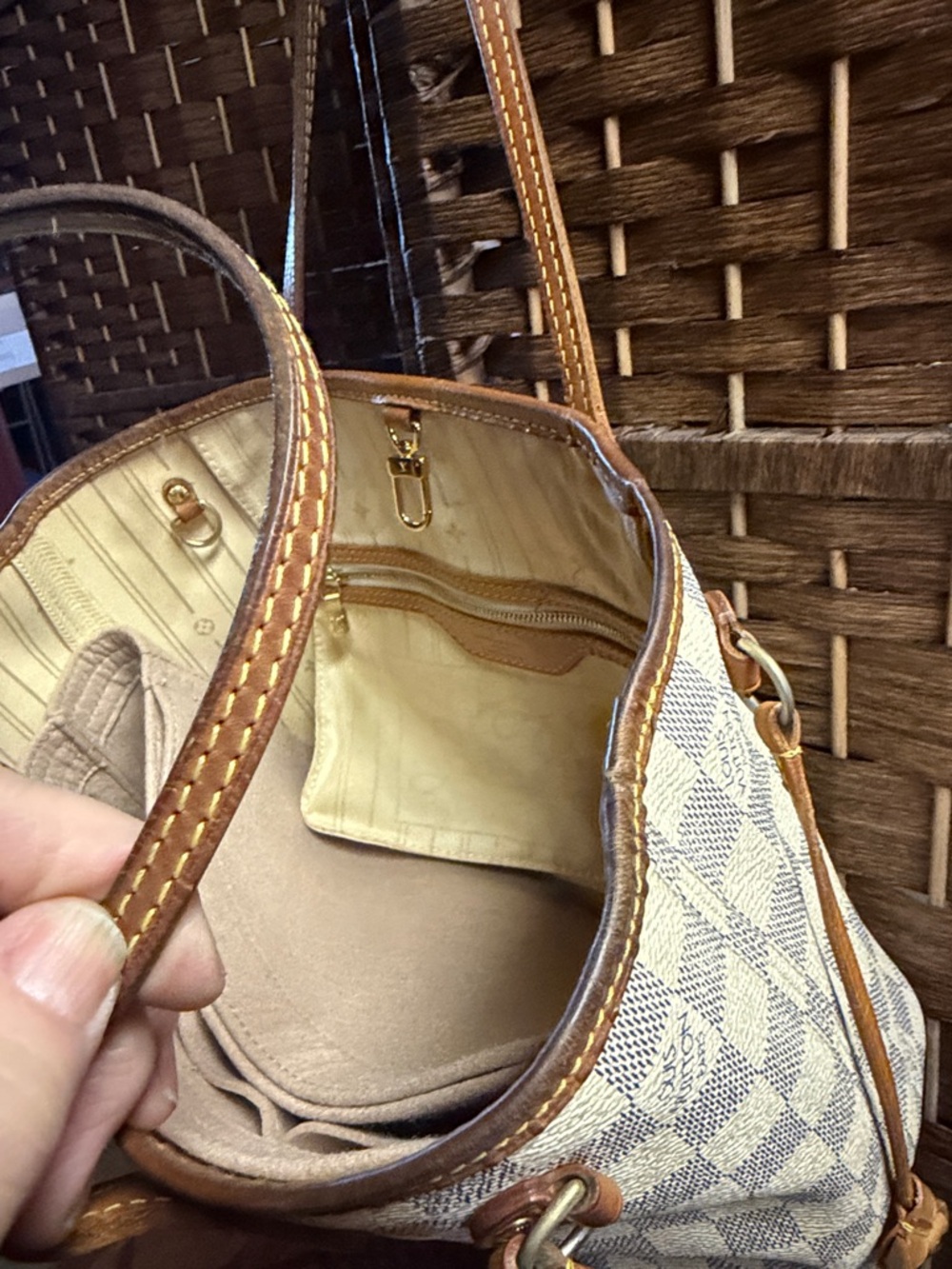 Louis Vuitton Damier Azur Neverfull PM - Picture 13 of 17